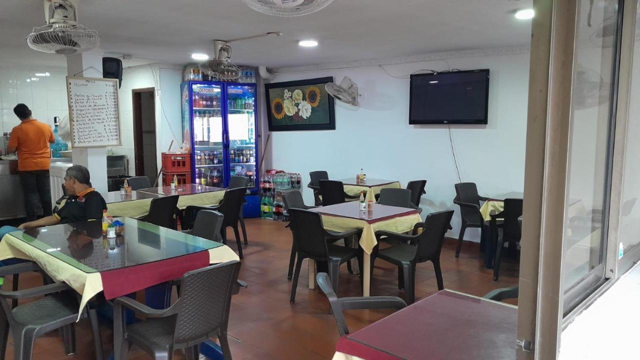 Hotel Danes Barranquilla Баранкила Екстериор снимка
