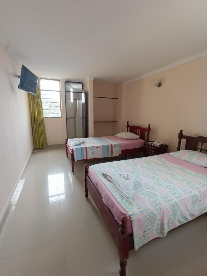 Hotel Danes Barranquilla Баранкила Екстериор снимка