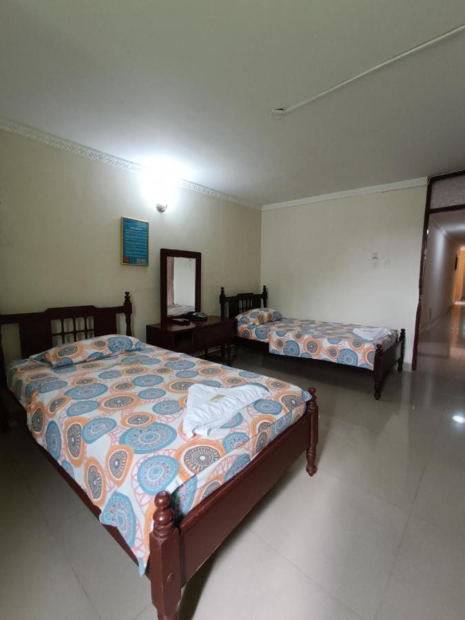 Hotel Danes Barranquilla Баранкила Екстериор снимка