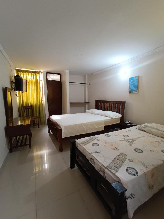Hotel Danes Barranquilla Баранкила Екстериор снимка